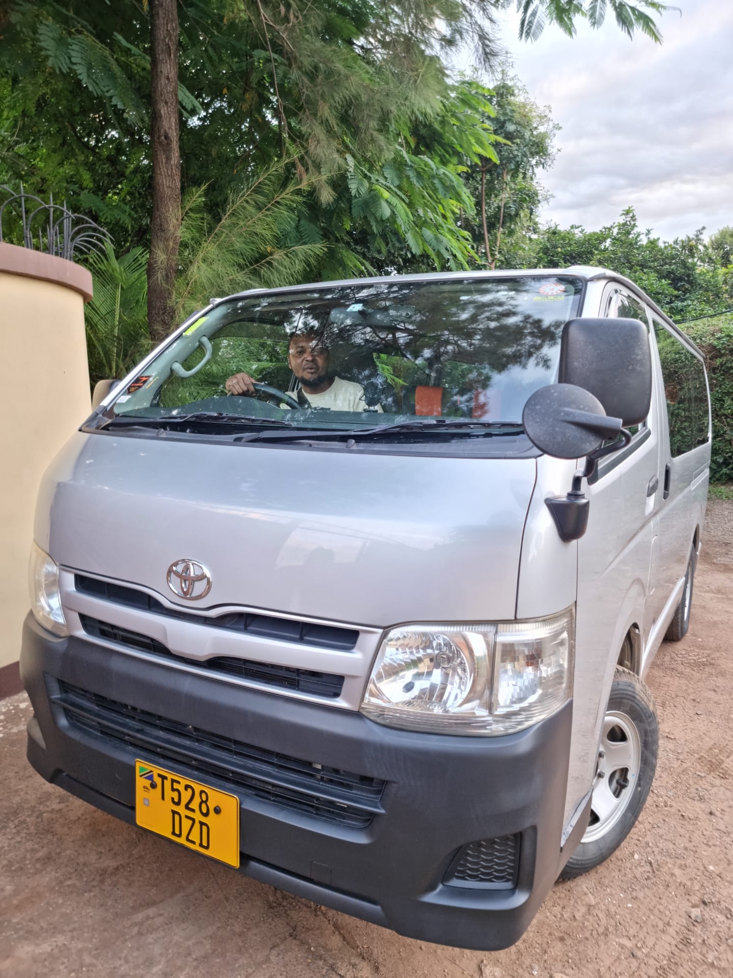 Vehicle for Umoja NGO